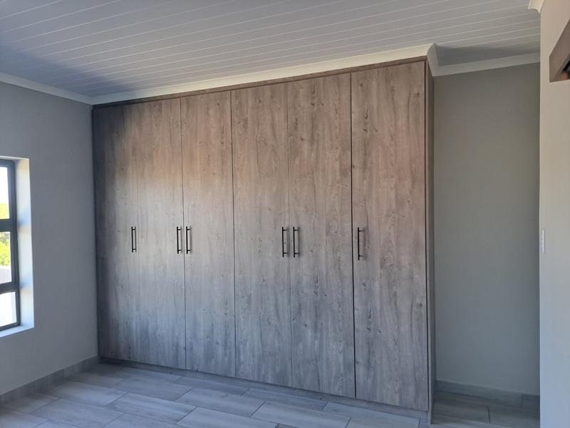 4 Bedroom Property for Sale in Pearly Beach Western Cape